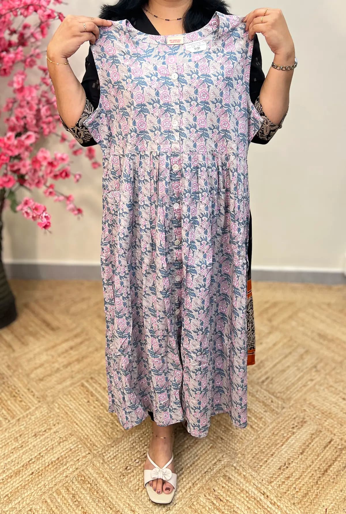 OFFER SALE  - Sleeveless Aline Kurti (Sleeves Attached)